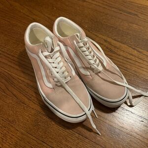 Unisex pink Vans size 8 men and 9.5 women worn once